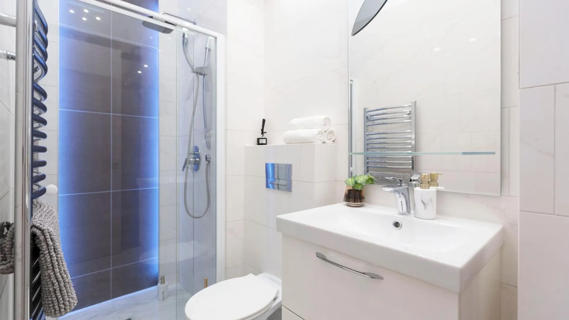 Luxurious Central Apartment Next To The Danube River Budapeszt 0*,  Węgry